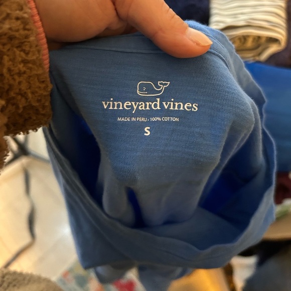 Vineyard Vines Men’s Slub Vintage Whale Tee - Picture 3 of 4